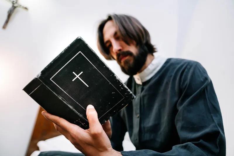 Shelves of the Shepherd: The Theological Reading Life of Polish Orthodox Priests in America Today