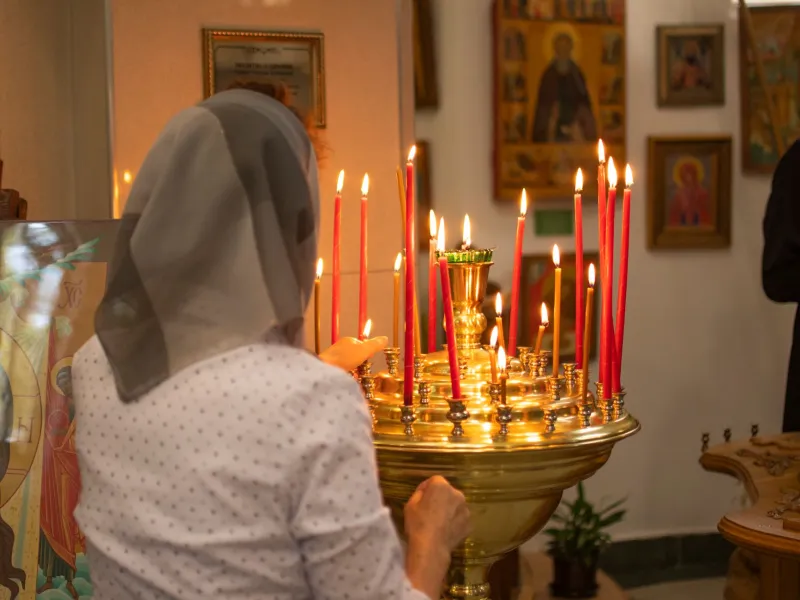 When Two Calendars Share One Household: Polish-American Orthodox Families and the Sacred Art of Keeping Two Easters